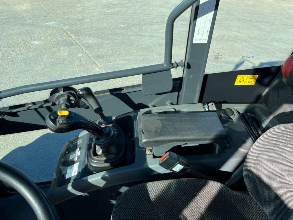 Komatsu WA100M-7 Foto 8