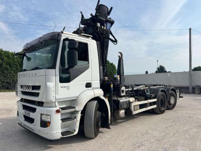 Iveco STRALIS 450 SCARRABILE USATO CON GRU Foto 1