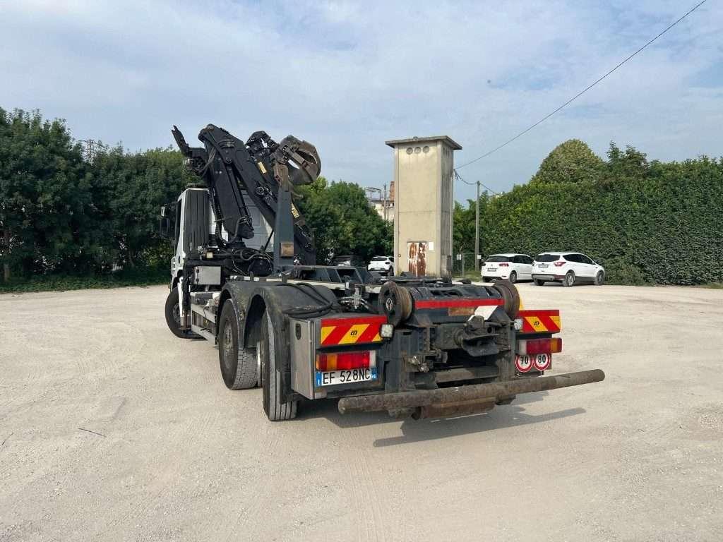 Iveco STRALIS 450 SCARRABILE USATO CON GRU Foto 4