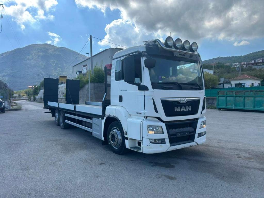 Man TGS 26.360 Foto 9