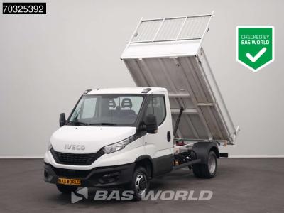 Iveco Daily 35C16 3.0L Kipper Dubbellucht 3,5t Trekhaak Navi Airco Cruise Camera Euro6 Kieper A/C Towbar vendida por BAS World B.V.