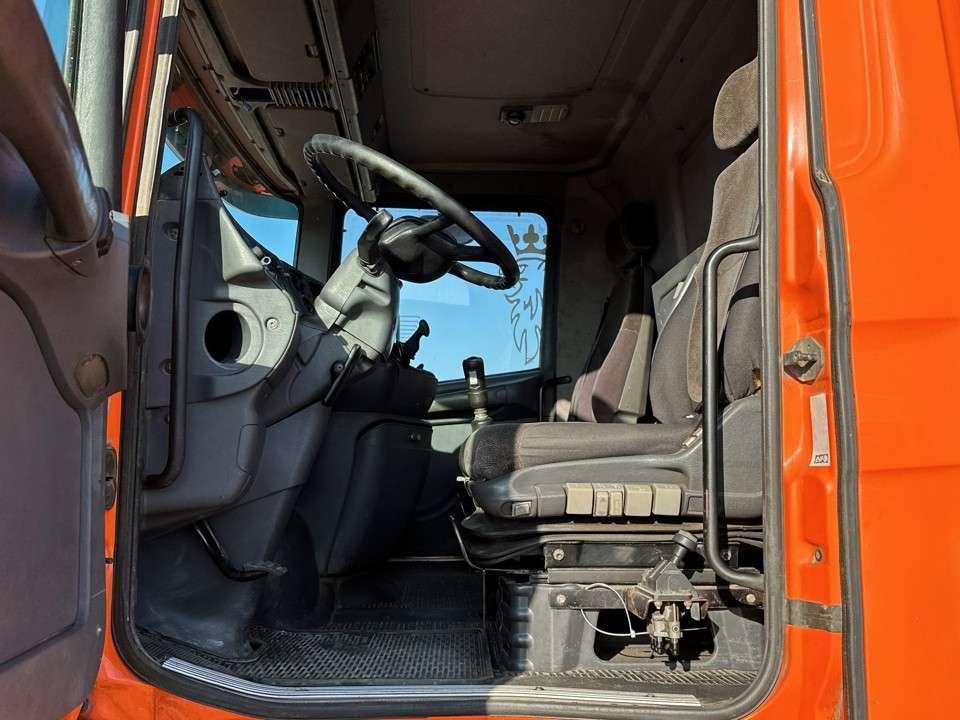 Scania T114 6x4  340CV Foto 12