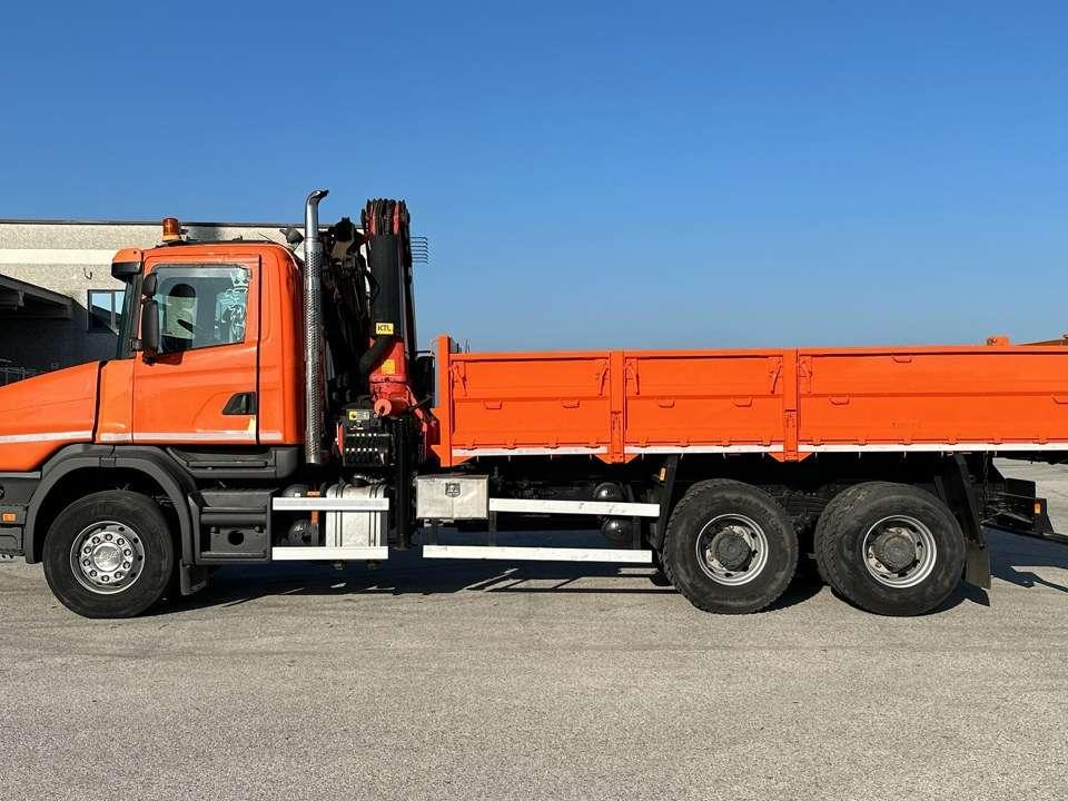 Scania T114 6x4  340CV Foto 2