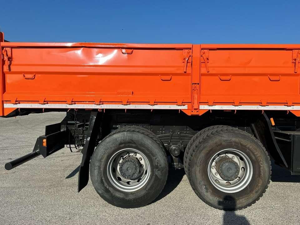 Scania T114 6x4  340CV Foto 6