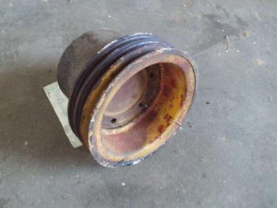 Polea para Fiat Allis FE18 - MOTORE FIAT 8065.04 - N. 4758241 vendida por OLM 90 Srl
