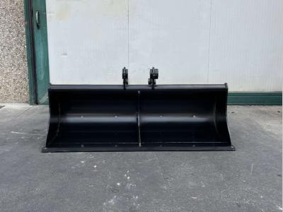 Cuchara de limpieza vendida por 2M Srl