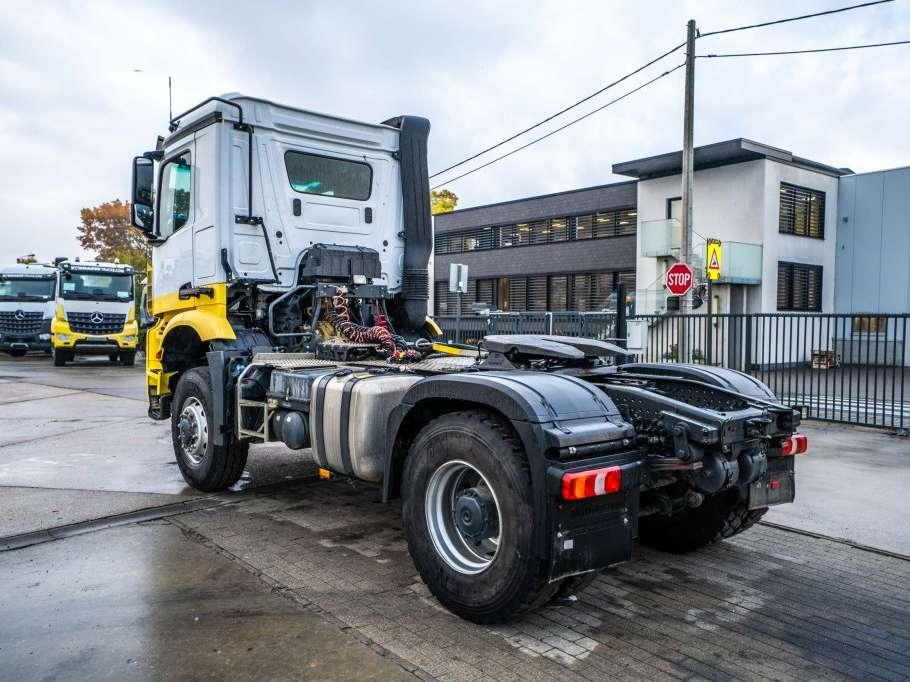 Mercedes-Benz AROCS 2045 AS (cardan) Foto 6