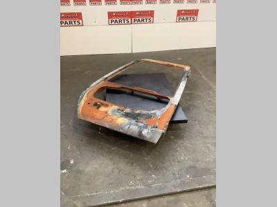 Puerta cabina para Fiat Hitachi EX 235 vendida por Massucco T. Srl Area Ricambi