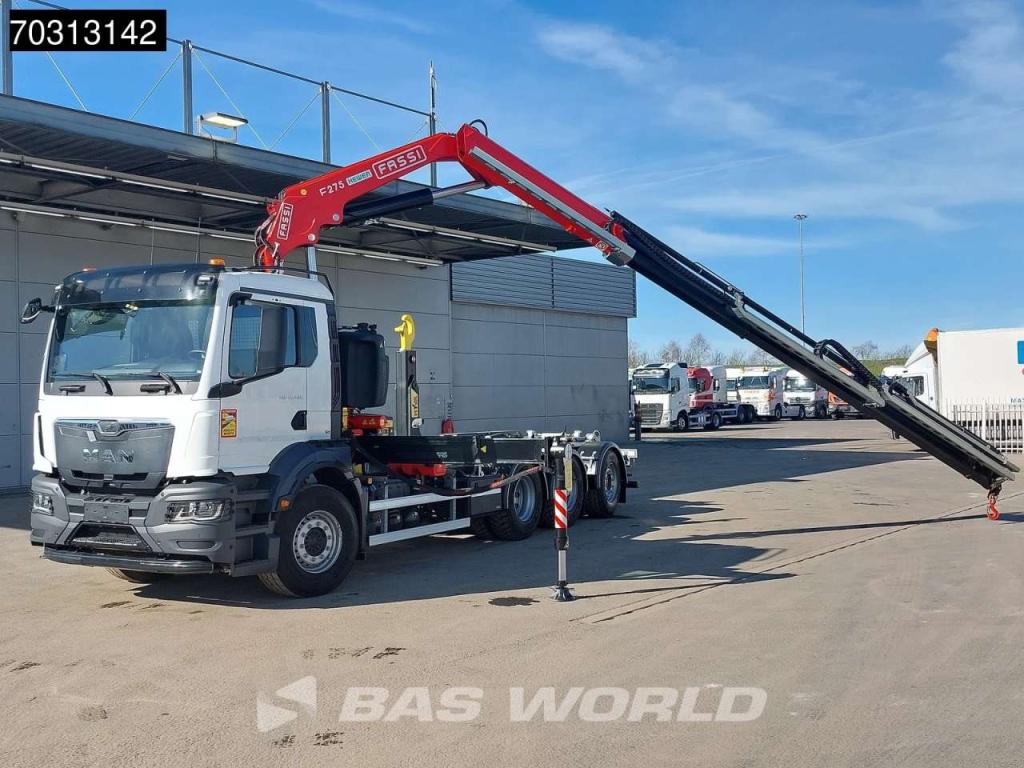 Man TGS 35.480 TGS 8X4 NEW! FASSI F275A Crane + HYVA 26-60 Hooklift Euro 6 Foto 6