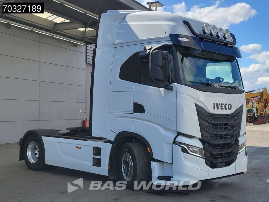 Iveco S-Way 530 4X2 Retarder ACC Navi Standklima Alcoa's Foto 9