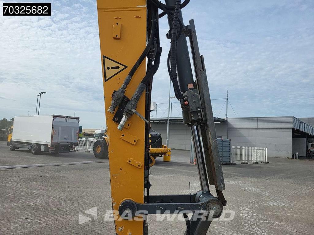 Liebherr R914 K STD Foto 11