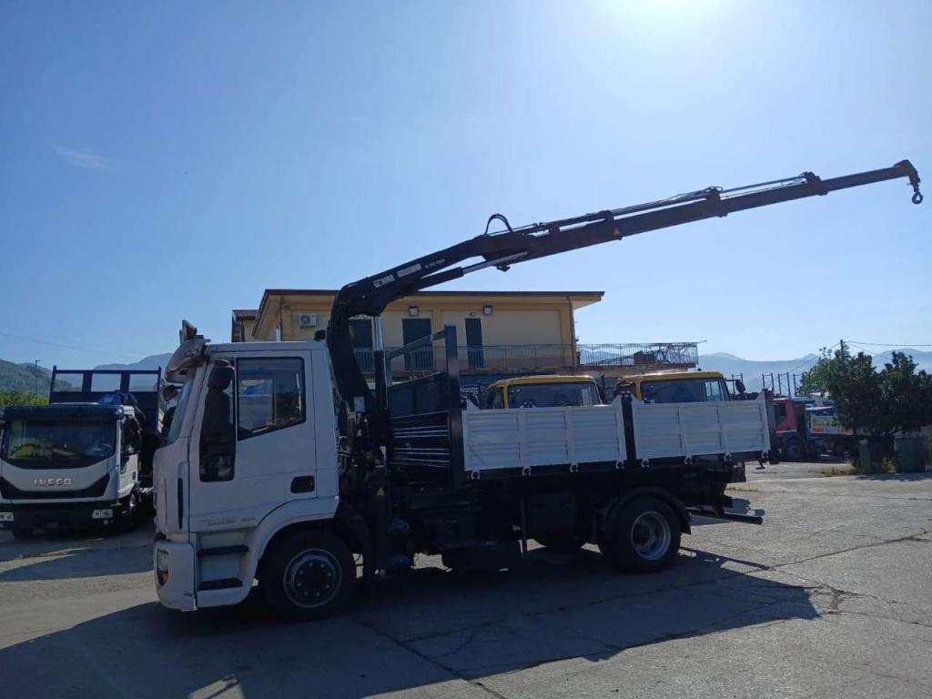 Iveco EUROCARGO ML120E28 Foto 26