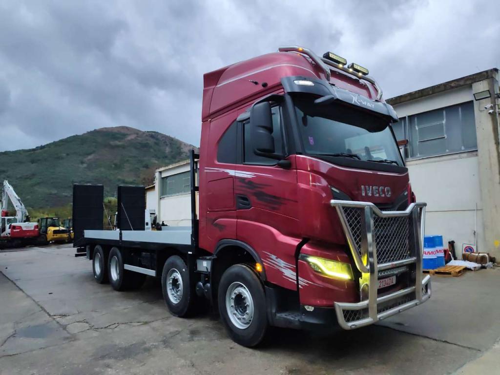 Iveco X-WAY 570 Foto 23