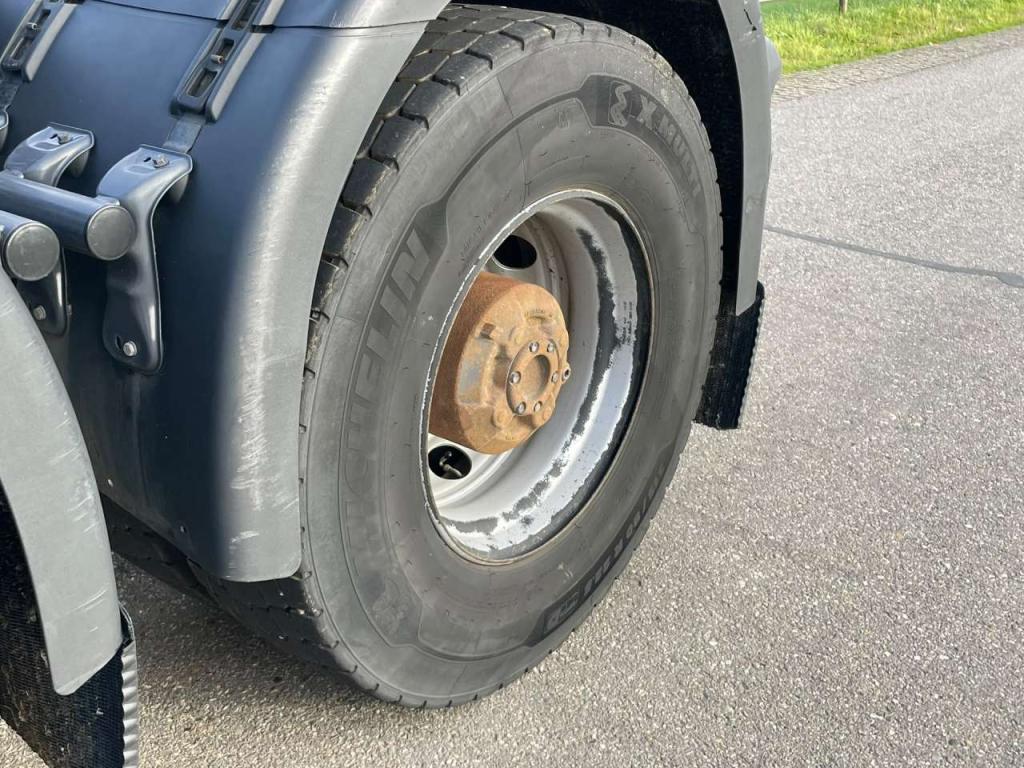 Scania R 730 A6X4NZ Foto 15