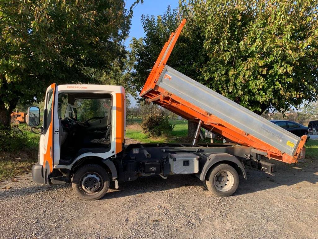 Nissan CAB STAR 35.12 NT400 Foto 1