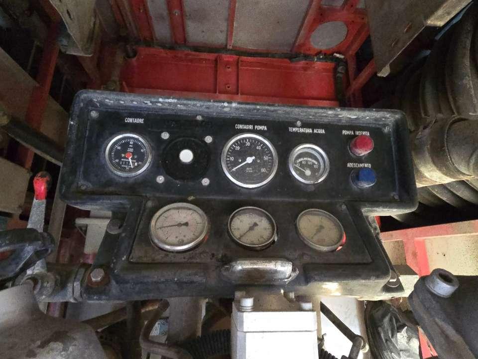 Mercedes-Benz 1124 Foto 15