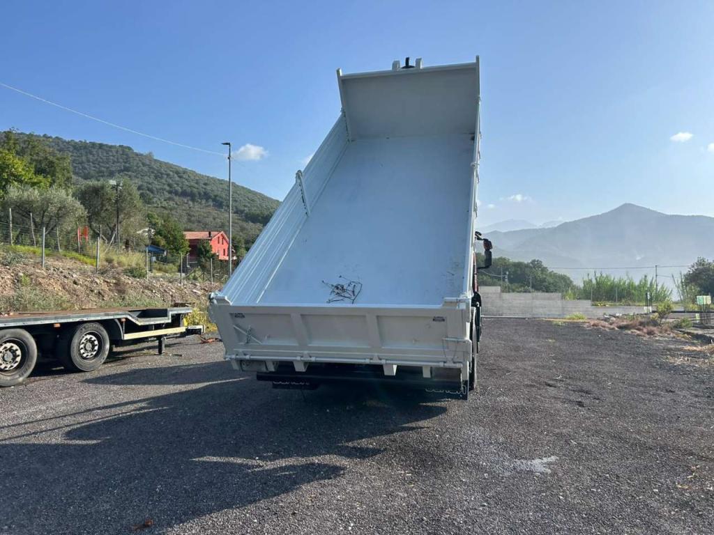 Iveco STRALIS CUBE 260S31 Foto 13