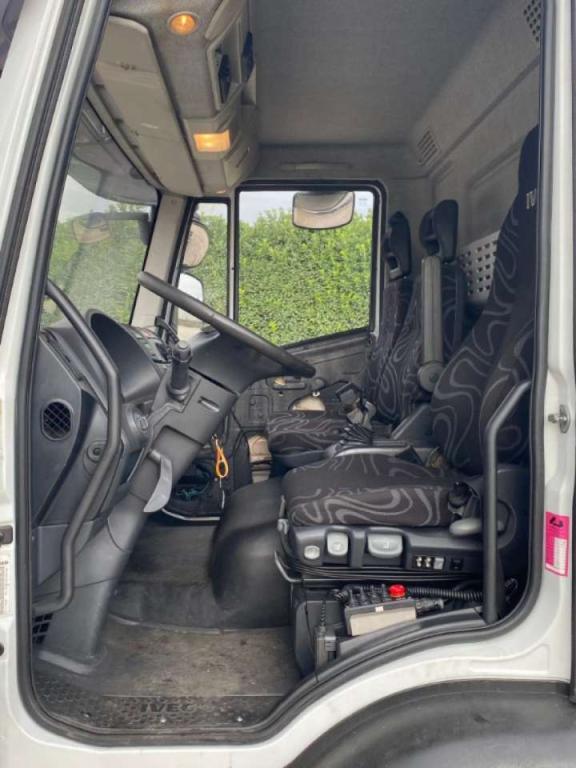Iveco EUROCARGO 120E25 SCARRABILE Foto 10