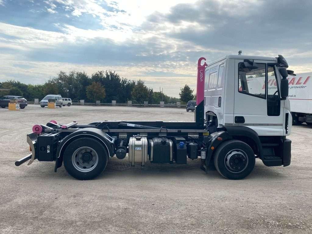 Iveco EUROCARGO 120E25 SCARRABILE Foto 12