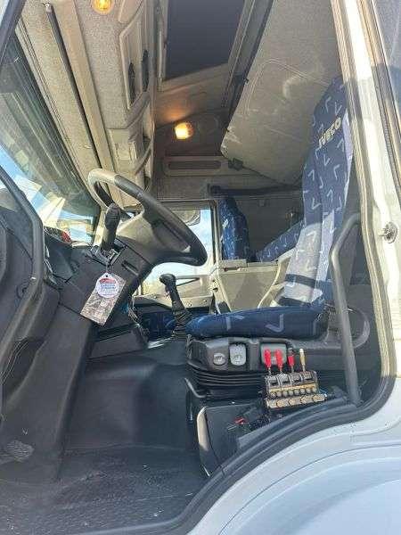 Iveco 450 Foto 12