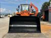 Hitachi ZW220 Foto 20 thumbnail