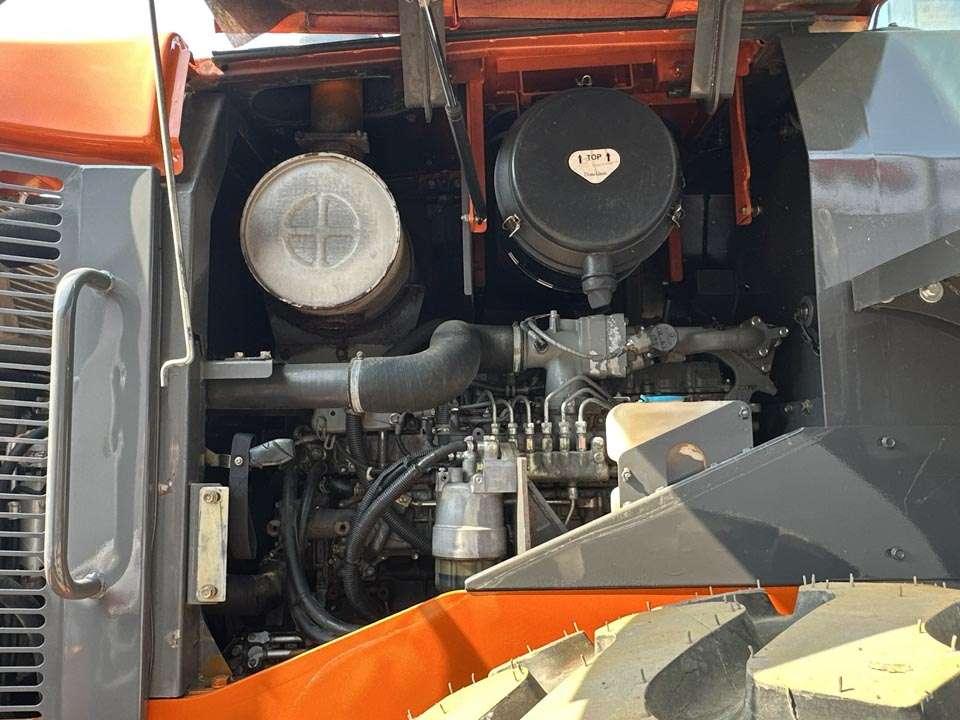 Hitachi ZW220 Foto 13