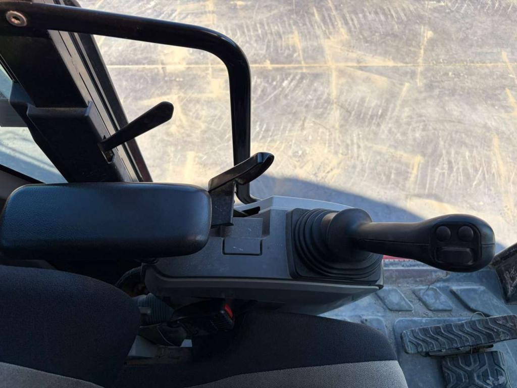 Caterpillar 325 F LCR Foto 21