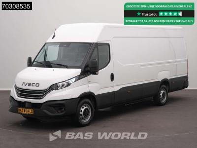 Iveco Daily 35S18 3.0L Automaat L3H2 3,5t Trekhaak ACC LED Airco Camera CarPlay Parkeersensoren Euro6 L3 vendida por BAS World B.V.