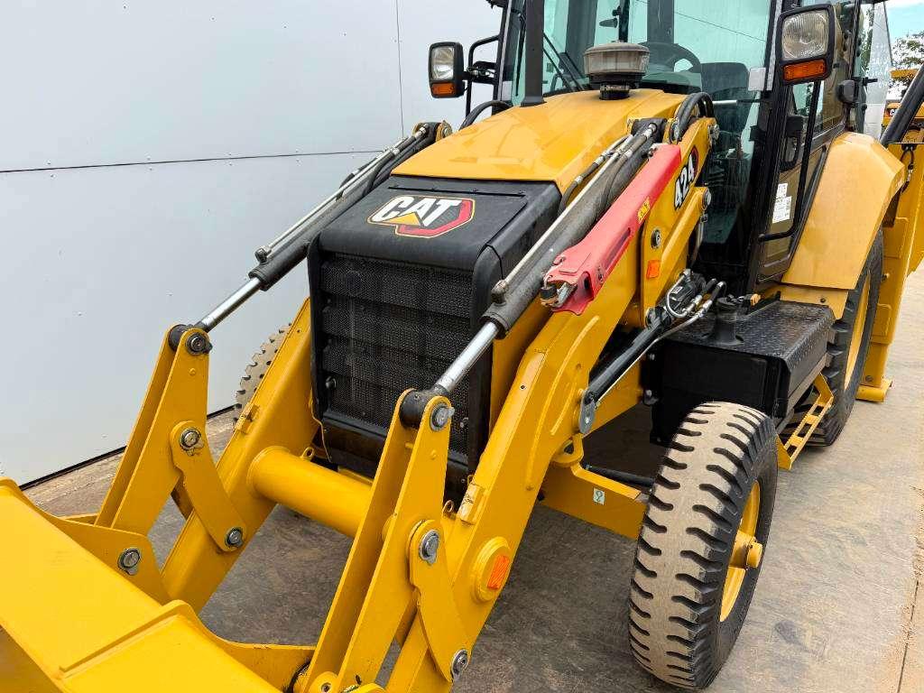 Caterpillar 424 - BRAND NEW / UNUSED / Airco Foto 16