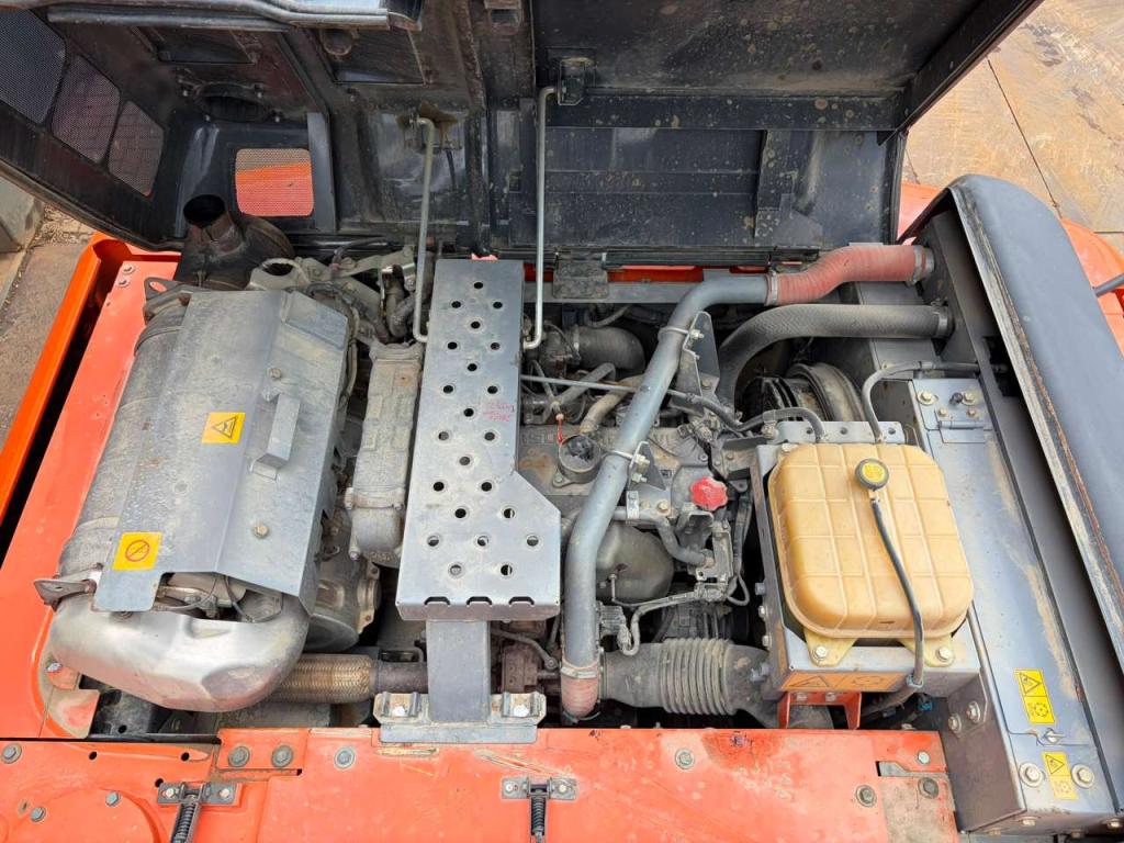Hitachi ZX210LC-6 Foto 29