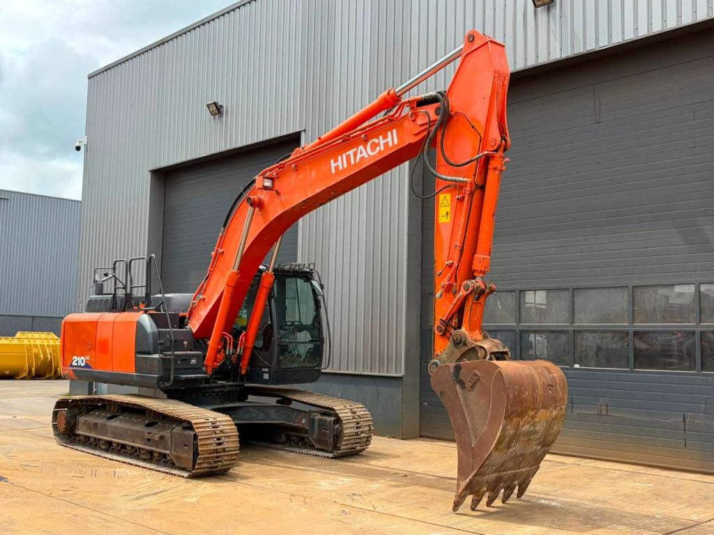 Hitachi ZX210LC-6 Foto 7