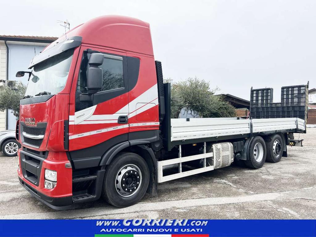 Iveco Stralis AS260S46FP Foto 1
