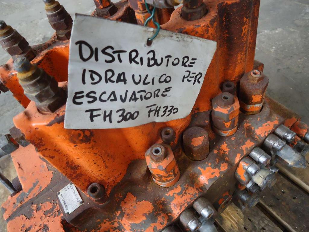 Distribuidor hidraulico para Fiat Hitachi FH300 - FH330 Foto 4