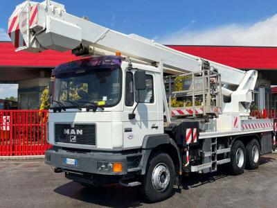 Man Multitel J340-TA 6X4 vendida por Massucco T. Srl