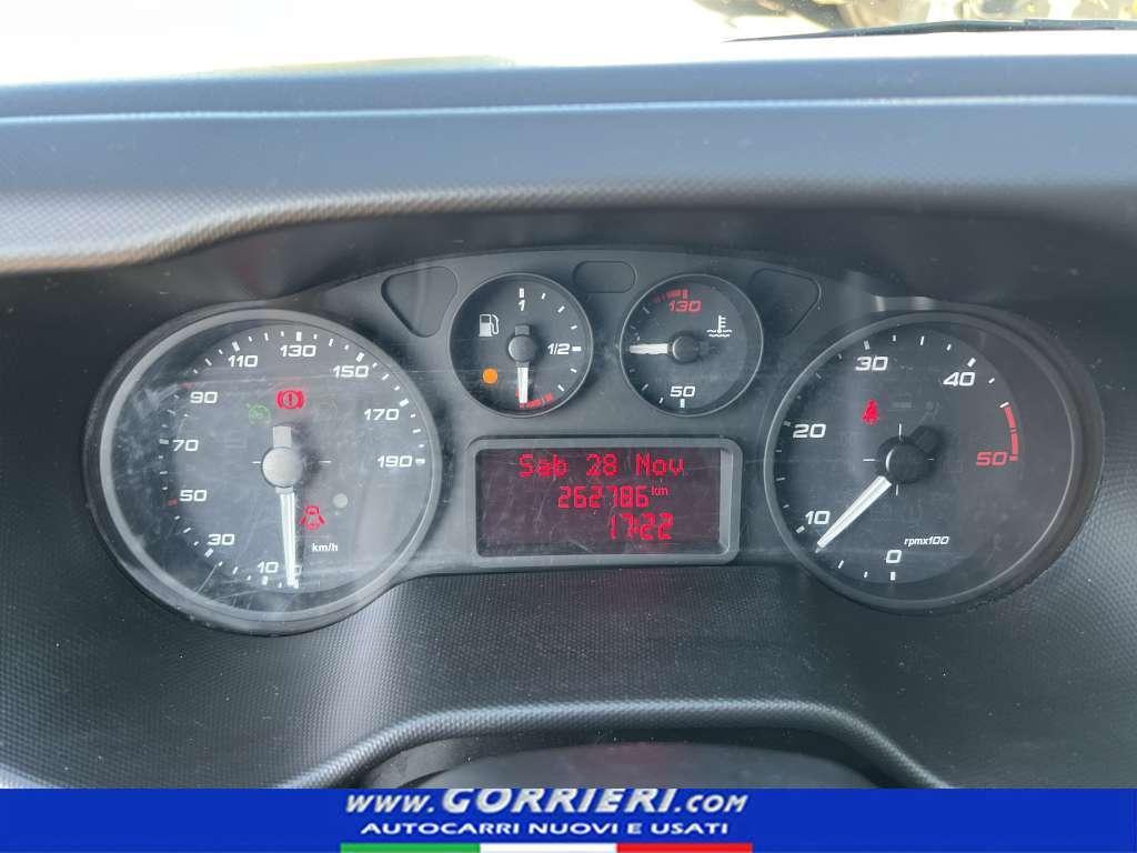 Iveco daily 35-130 Foto 3