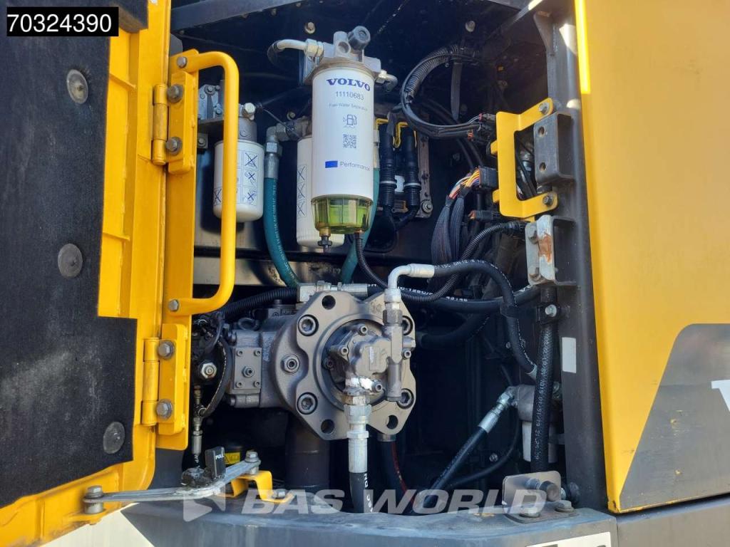 Volvo ECR235 E L Tiltrotator - Blade Foto 22