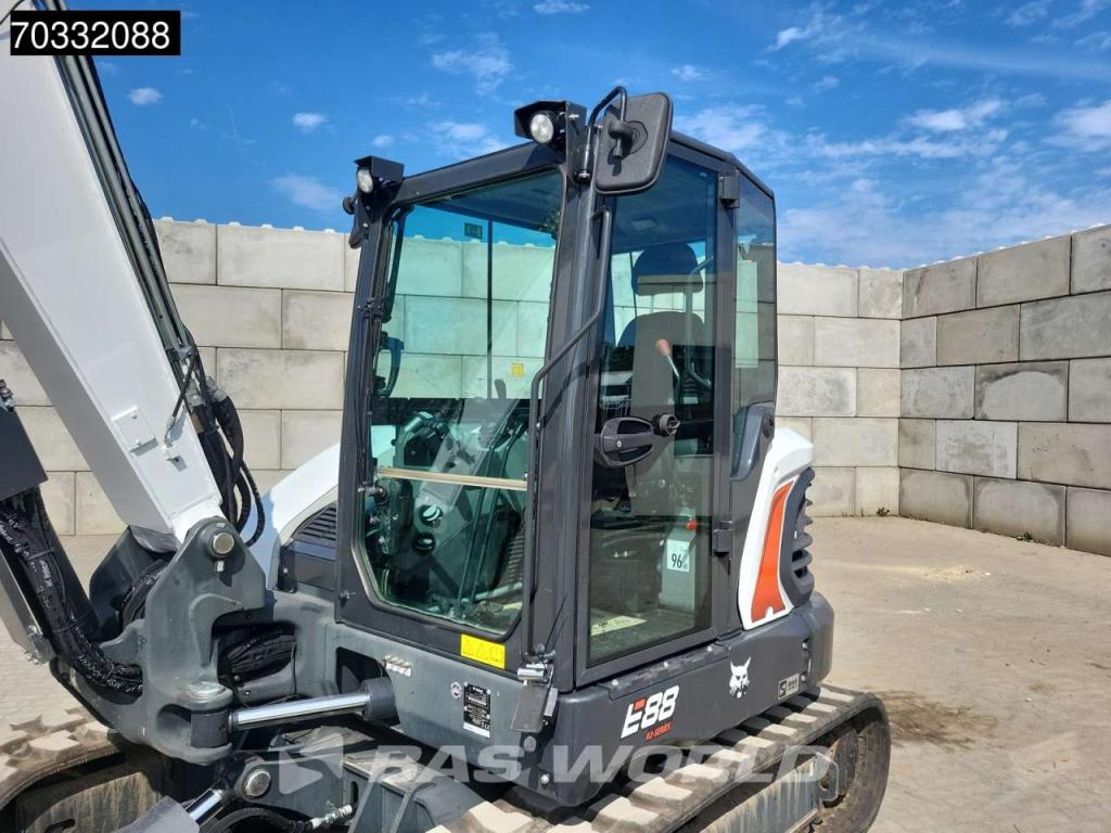 Bobcat E88 A/C - Like New! Foto 21