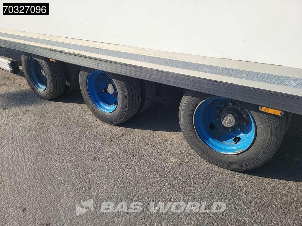 Talson F1227 3 axles Carrier Vector 1550 Foto 17