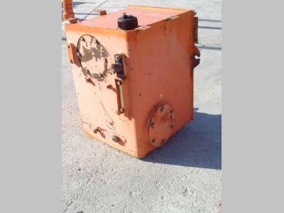 Depósito para aceite para Fiat Hitachi W170 vendida por OLM 90 Srl