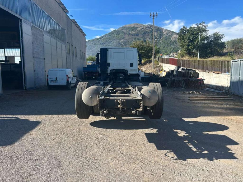 Iveco STRALIS HI-STREET 260S31 Foto 11