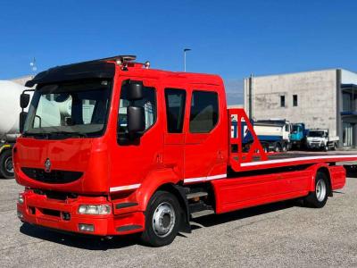 Renault Trucks 120 vendida por Massucco T. Srl