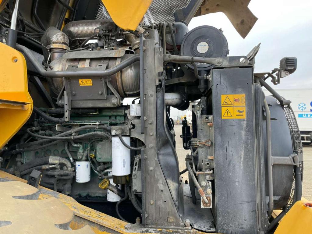 Volvo L90H Foto 29
