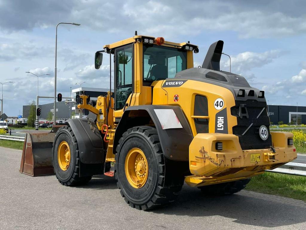 Volvo L90H Foto 3