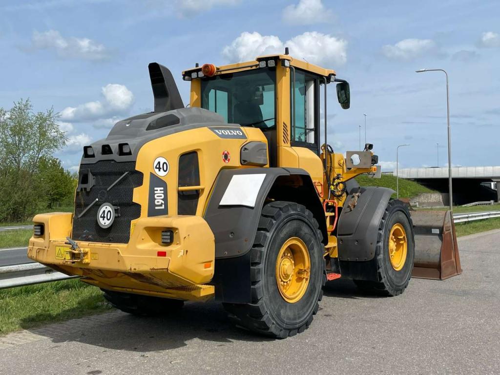 Volvo L90H Foto 6