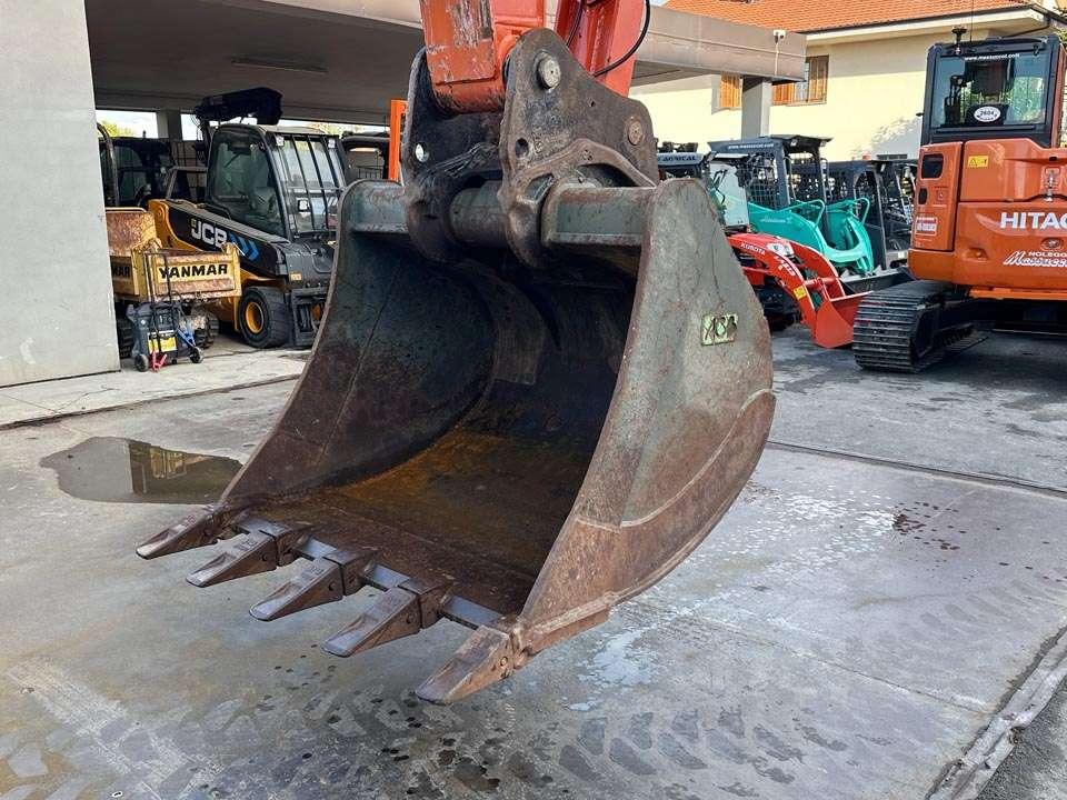 Hitachi ZX190W-6 Foto 9