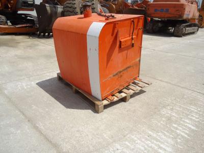 Depósito para gasóleo para Hitachi ZAXIS 350-3 vendida por OLM 90 Srl