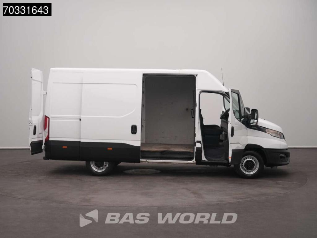 Iveco Daily 35S14 L2H2 Airco Cruise 3500kg trekgewicht 3520L Airco Cruise control Foto 10