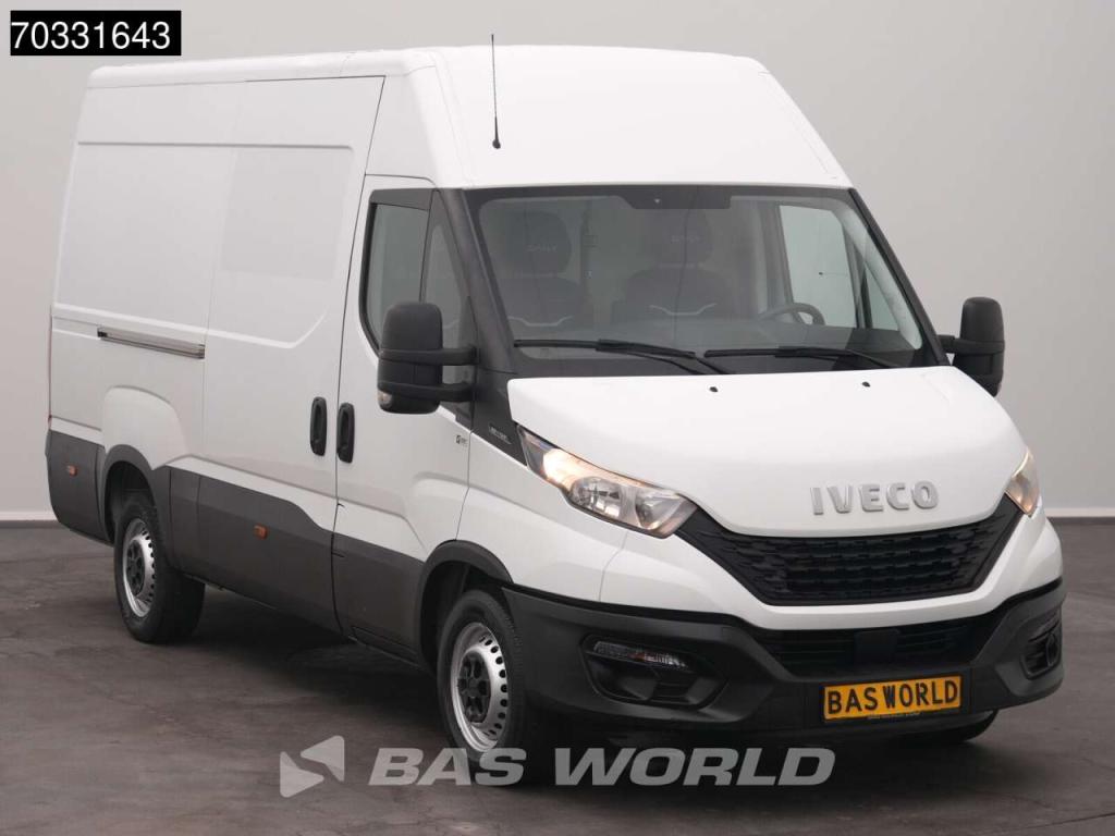 Iveco Daily 35S14 L2H2 Airco Cruise 3500kg trekgewicht 3520L Airco Cruise control Foto 5