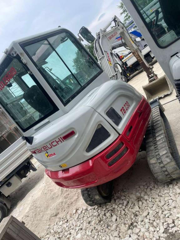 Takeuchi TB230 Foto 3
