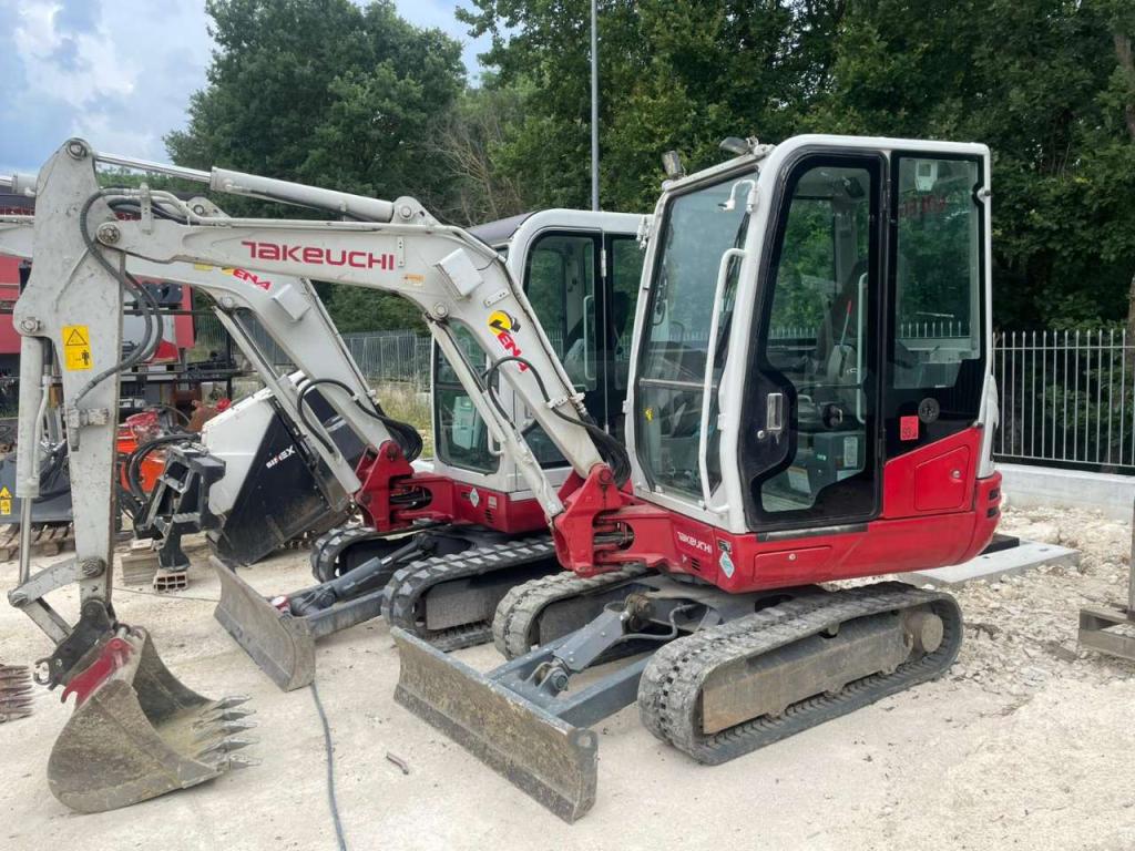 Takeuchi TB230 Foto 5